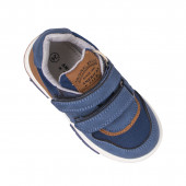 Спортни олекотени обувки за момчета в пастелно синьо  2