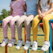 Едноцветен детски клин в бежово 3