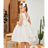 Официална рокля с аксесоар за коса в бяло 2