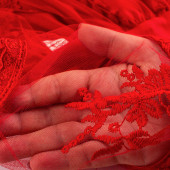 Празнична рокля от тюл и бродерия в червено "Аня" 2