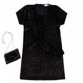 Ефектна рокля в черно с чантичка 