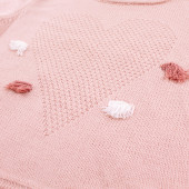 Пуловер с релефна апликация в опушено розово (1 - 6 год.)