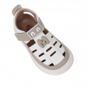 Анатомични сандали от екокожа в бежово 2