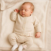 Зимен комплект за новородено от плетиво в бежово 2