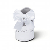 Бебешки бели буйки с панделa 2