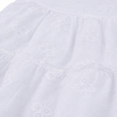 Детска бяла рокля с флорални бродерии 4