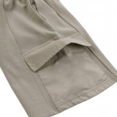 Къси панталони с карго джобове в сиво-зелено 3