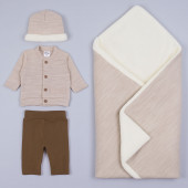 Зимен комплект за изписване от фино плетиво в бежов меланж 9