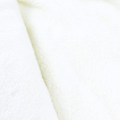 Портбебе от плетиво и пухена подплата в екрю 4