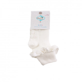 Бебешки къси чорапки с дантела в екрю