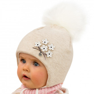 Бебешка зимна шапка в бежов меланж за момичета 1