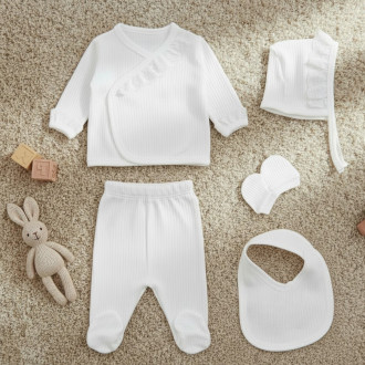 Бебешки комплект от 5 части с дантела