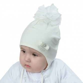 Бебешка трикотажна шапка за момичета