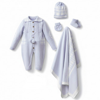 Бебешки подаръчен комплект от плетиво в синьо