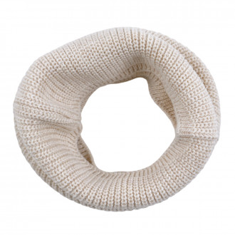 Детски шал-комин от плетиво в бежово