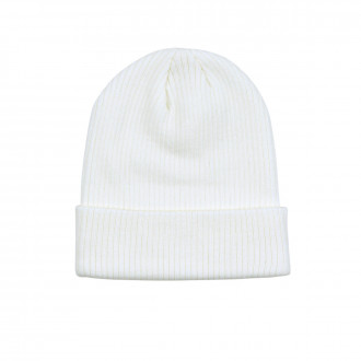 Двупластова зимна шапка в цвят крем 