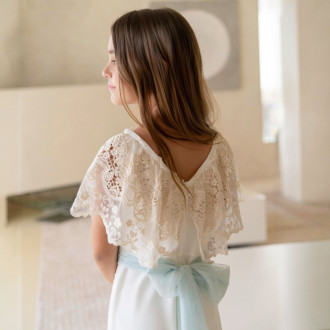 Елегантен гащеризон с плетена дантела