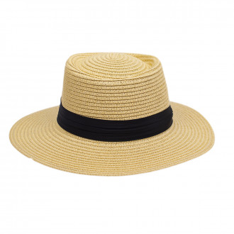 Детска лятна капела за момичета в бежово