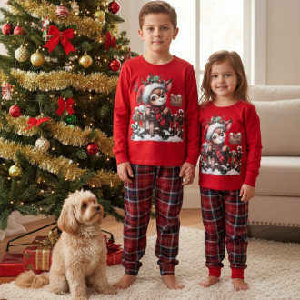 Коледна пижама с еленче в червено