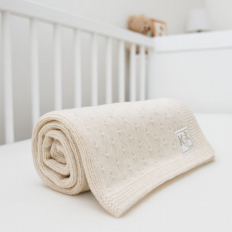 Плетена бебешка пелена от вълнена смес в бежово 80 х 80
