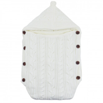 Портбебе от плетиво и пухена подплата в екрю