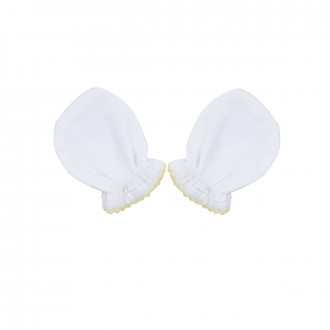 Ръкавички за новородено бебе с жълт кант