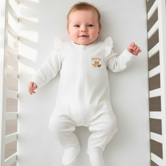 Бебешки ромпър с цип и къдрички "Hug me" в екрю