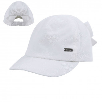 Шапка с козирка и бродерия в бяло UV 30+