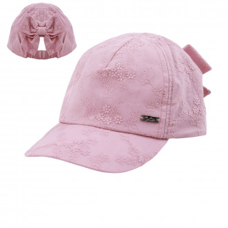 Шапка с козирка и бродерия в опушено розово UV 30+