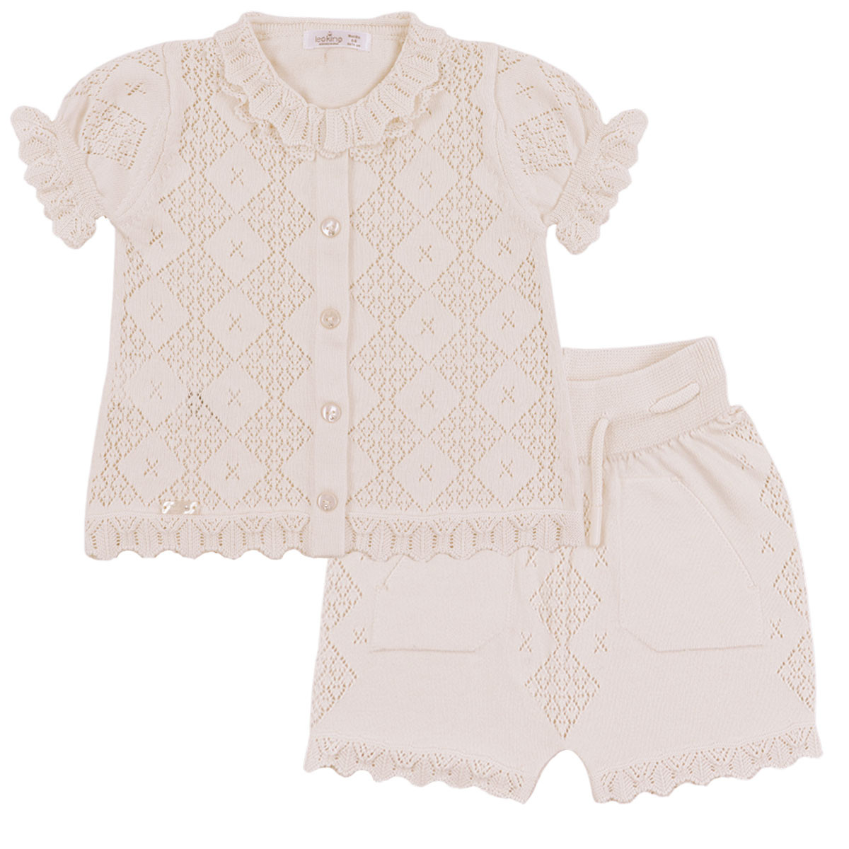 Бебешки комплект от ажурено плетиво в светлобежово