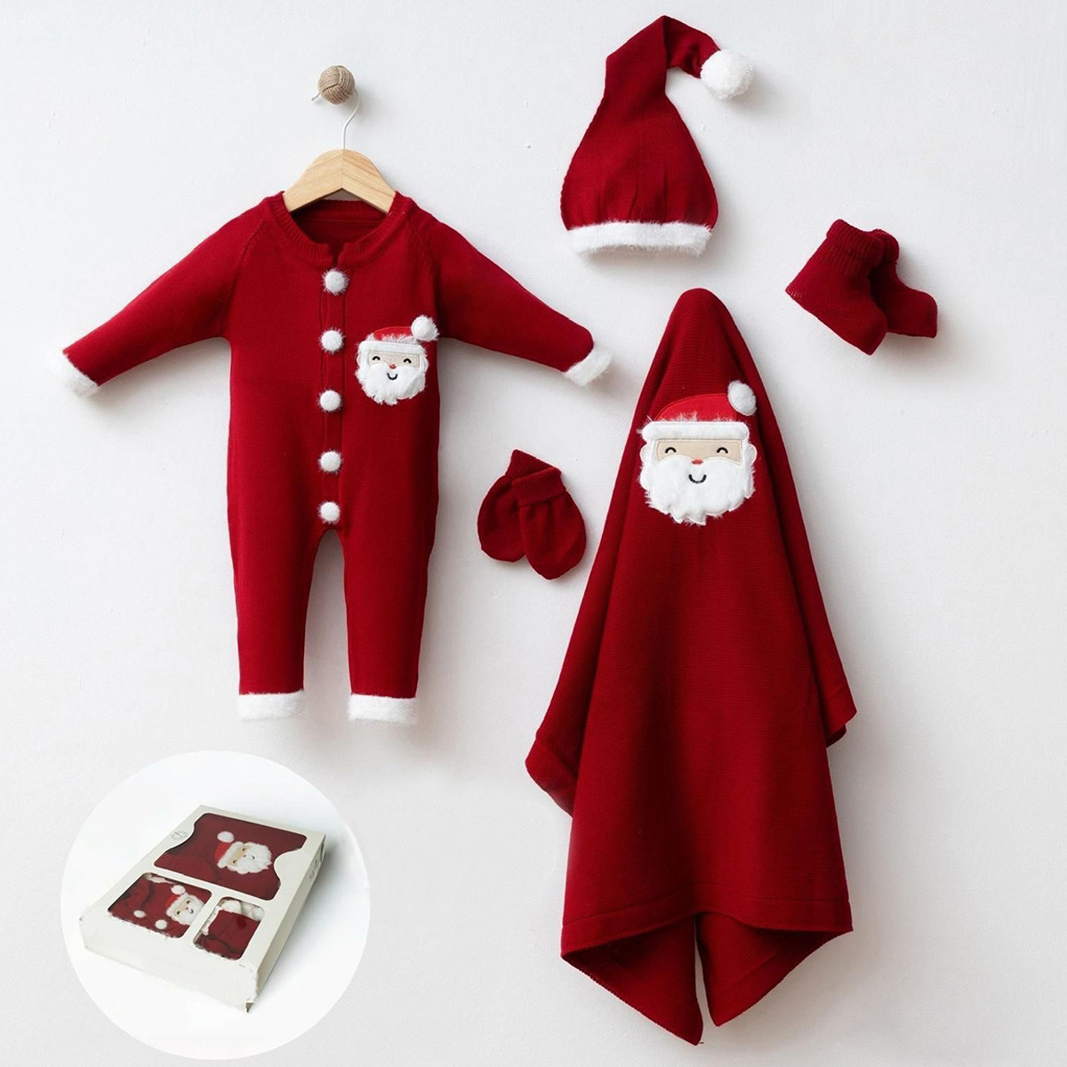 Коледен комплект от плетиво за новородено