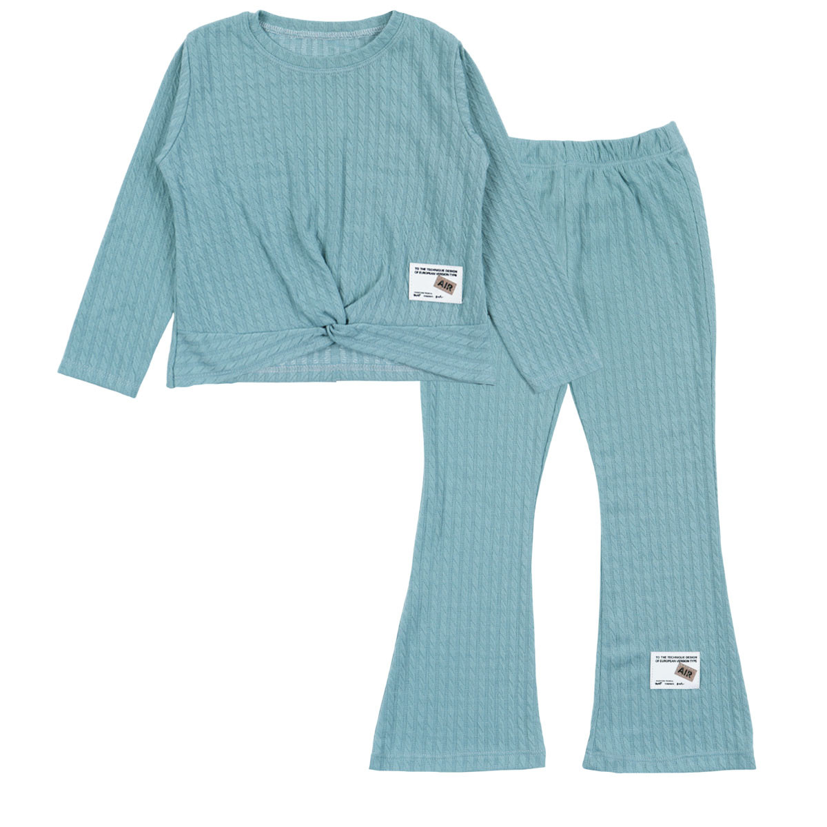 Комплект от фино плетиво в цвят мента