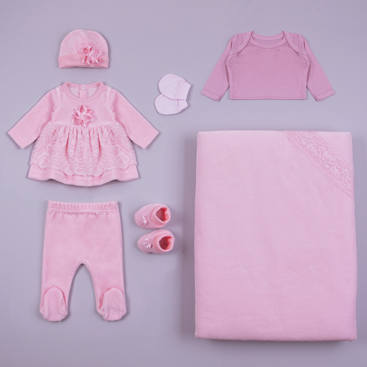 Плюшен комплект за изписване на момиченца в розово