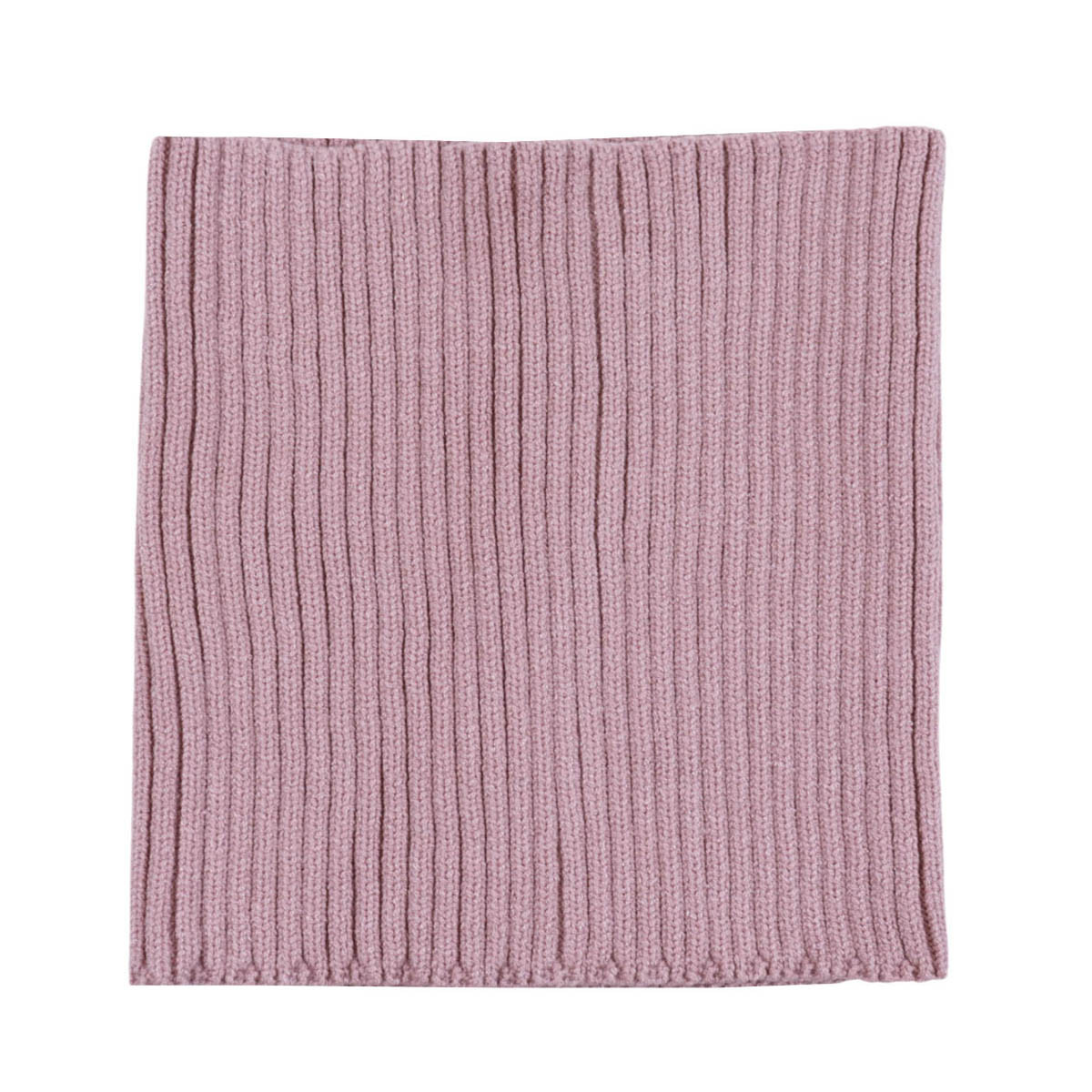 Детски шал-комин от плетиво в пепел от рози