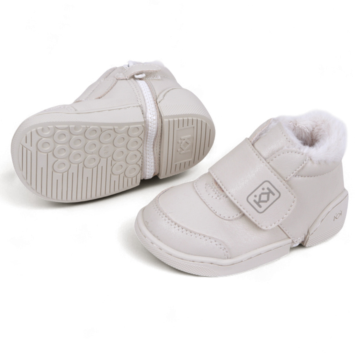 Зимни буйки за прохождане с пух в бежово